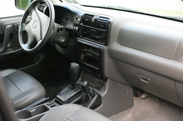 Isuzu Rodeo 2001 photo 3