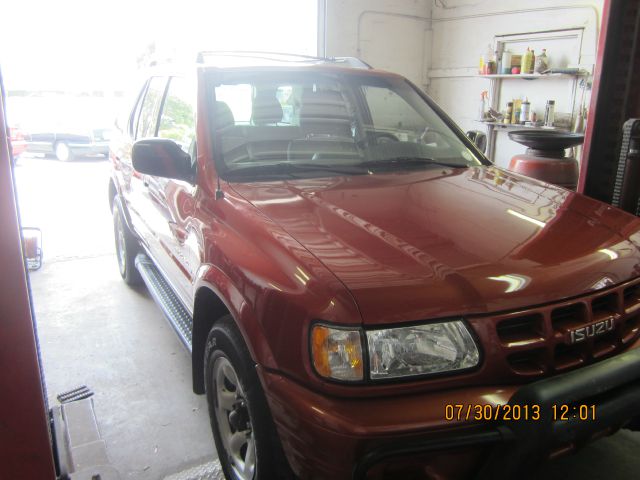 Isuzu Rodeo 2001 photo 1