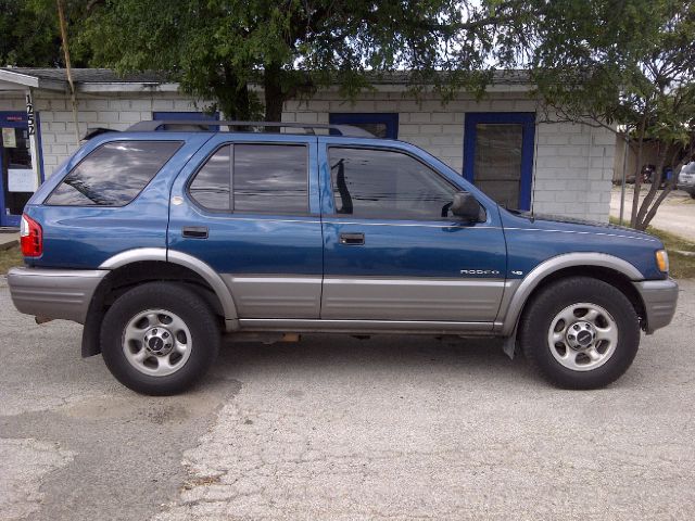 Isuzu Rodeo 2001 photo 2
