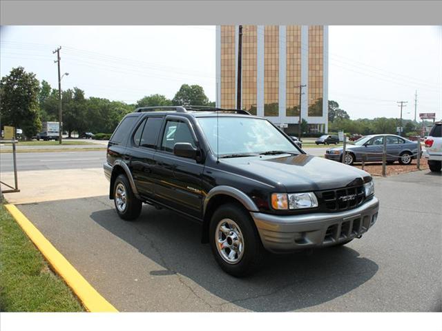 Isuzu Rodeo XR Sport Utility