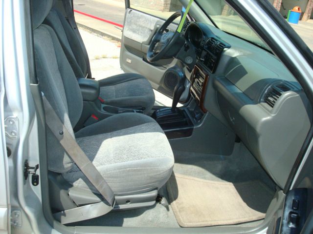 Isuzu Rodeo 2002 photo 2