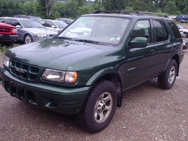 Isuzu Rodeo 2002 photo 4