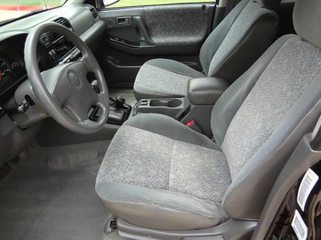 Isuzu Rodeo 2002 photo 4