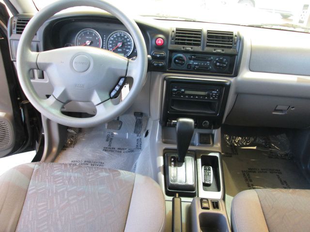 Isuzu Rodeo 2003 photo 11