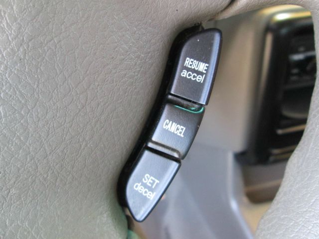 Isuzu Rodeo 2003 photo 17