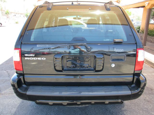 Isuzu Rodeo 2003 photo 8