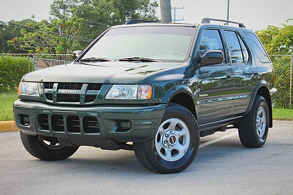 Isuzu Rodeo 2003 photo 24