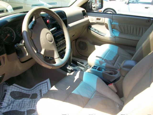 Isuzu Rodeo 2003 photo 4