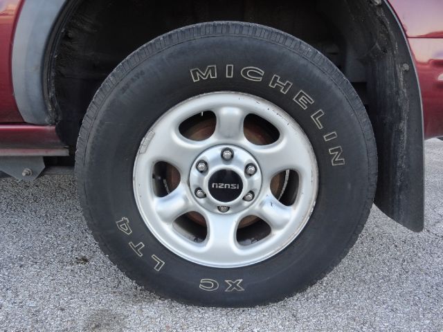 Isuzu Rodeo 2003 photo 19