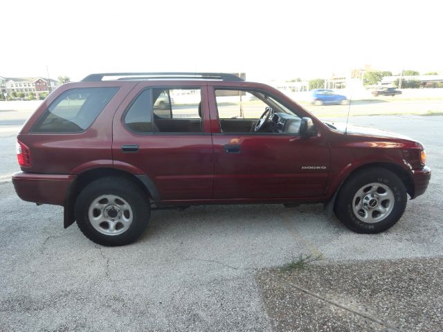 Isuzu Rodeo 2003 photo 4