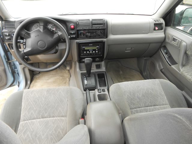 Isuzu Rodeo 2004 photo 3