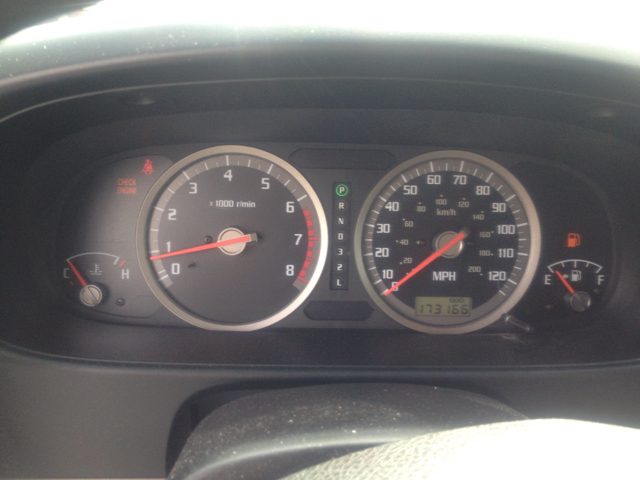 Isuzu Rodeo 2004 photo 6