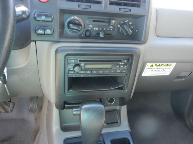 Isuzu Rodeo 2004 photo 13