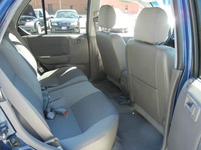 Isuzu Rodeo 2004 photo 6