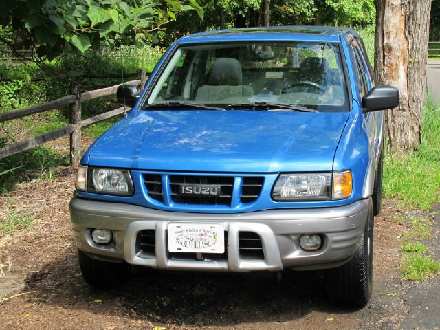 Isuzu Rodeo Sport 2001 photo 2