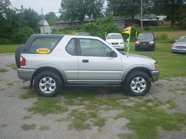 Isuzu Rodeo Sport 2002 photo 1