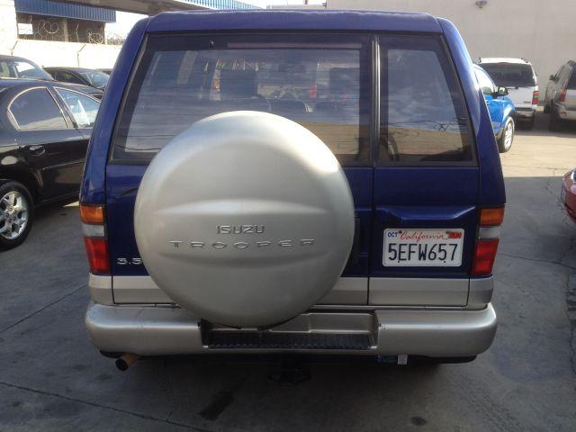 Isuzu Trooper 1998 photo 2