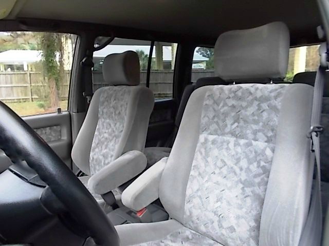 Isuzu Trooper 2001 photo 3