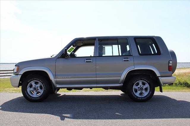 Isuzu Trooper 2001 photo 4