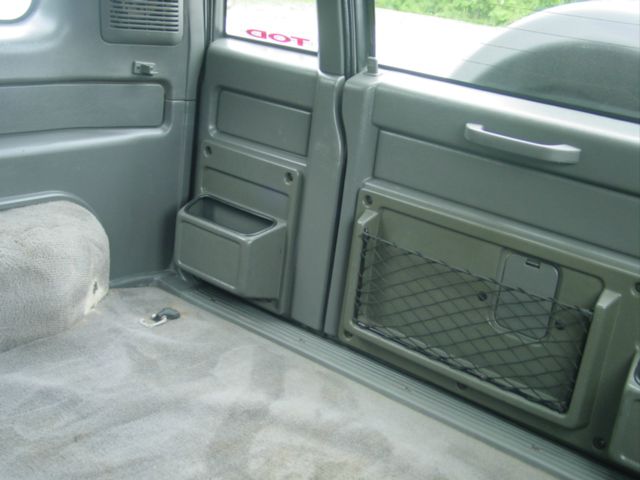 Isuzu Trooper 2001 photo 2