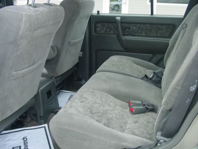 Isuzu Trooper 2001 photo 7