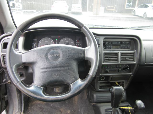 Isuzu VehiCross 2001 photo 2