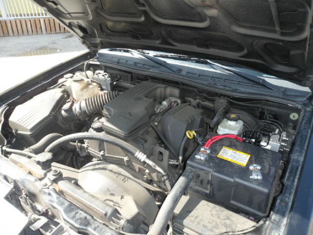 Isuzu i-280 2006 photo 6