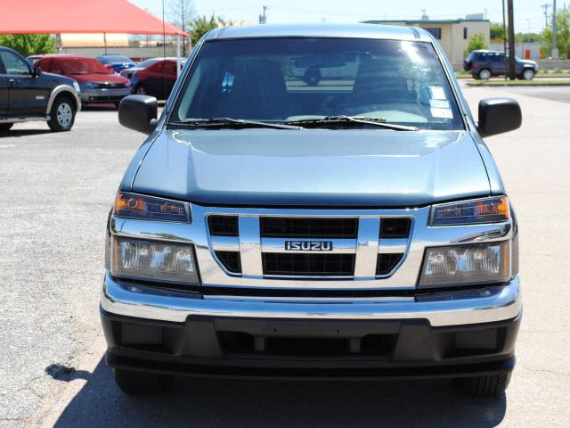 Isuzu i-290 2007 photo 1