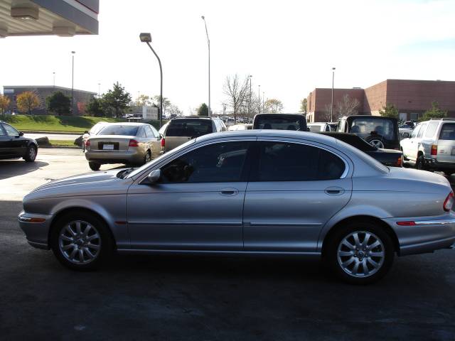 JAGUAR X-Type 2002 photo 2