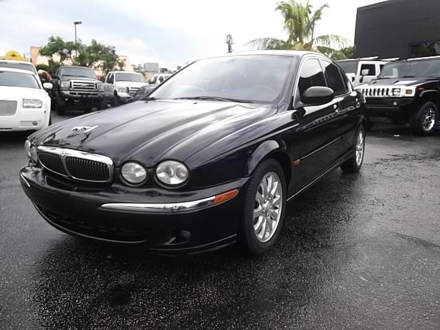 JAGUAR X-Type Base Sedan