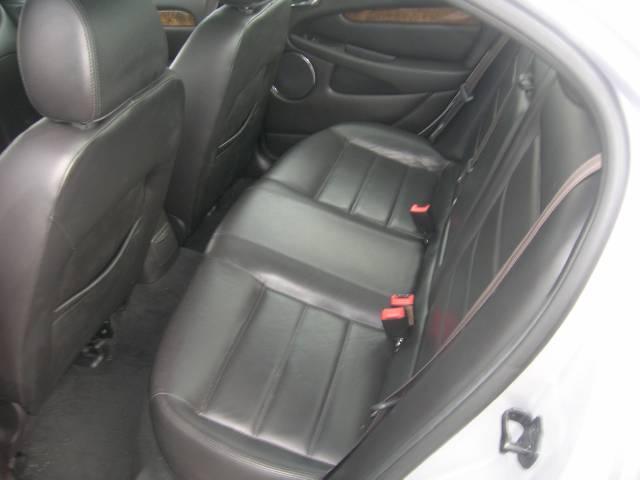 JAGUAR X-Type 2004 photo 4