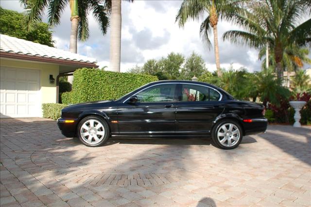 JAGUAR X-Type 2004 photo 2