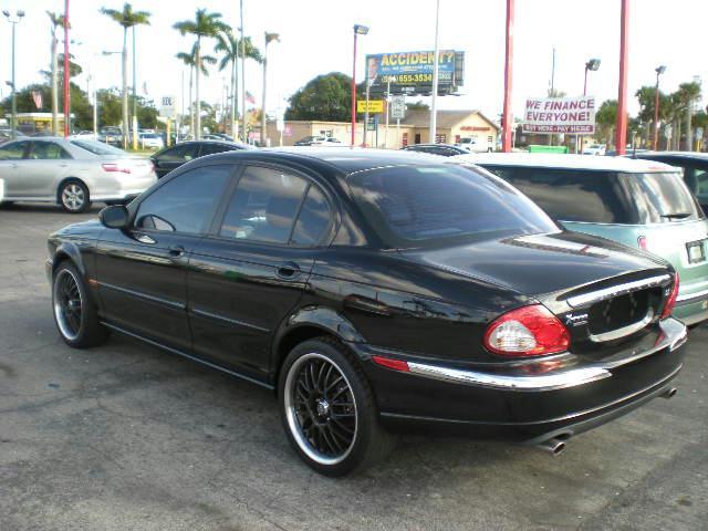 JAGUAR X-Type 2004 photo 4