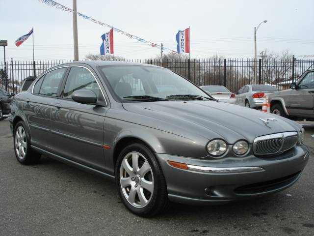 JAGUAR X-Type 2005 photo 2