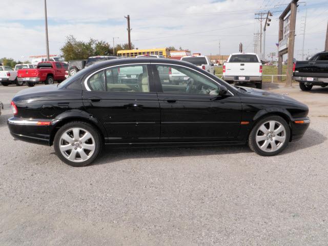 JAGUAR X-Type C230 1.8K Sedan