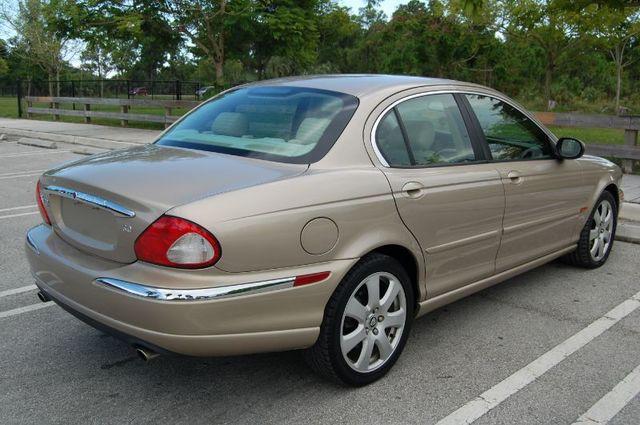 JAGUAR X-Type 2005 photo 3