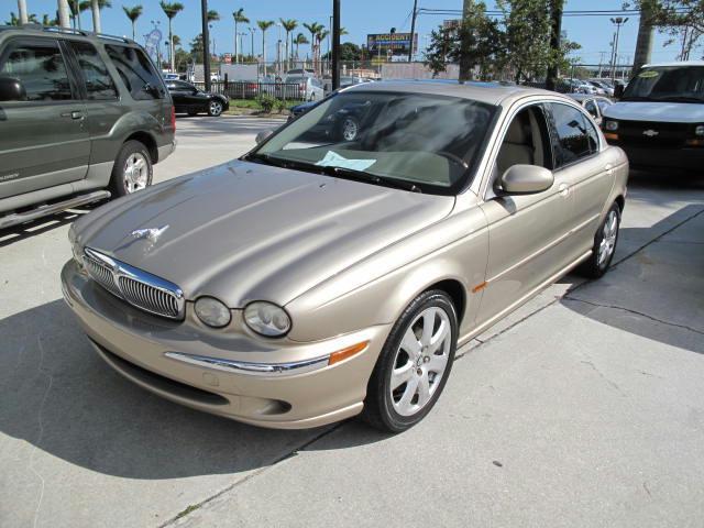 JAGUAR X-Type 2005 photo 2