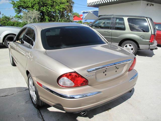 JAGUAR X-Type 2005 photo 3
