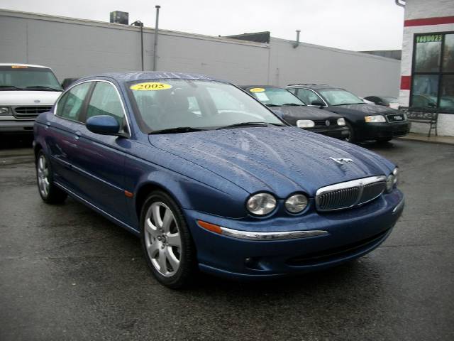 JAGUAR X-Type Base Sedan