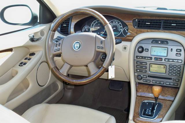 JAGUAR X-Type 2005 photo 4