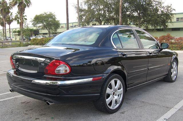 JAGUAR X-Type 2006 photo 3