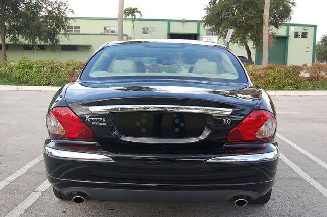 JAGUAR X-Type 2006 photo 4
