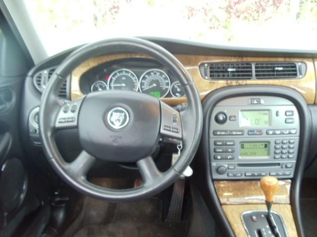 JAGUAR X-Type 2006 photo 4