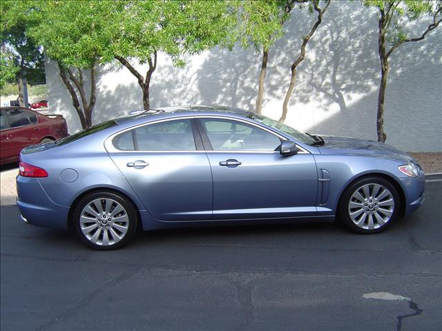 JAGUAR XF 2009 photo 3