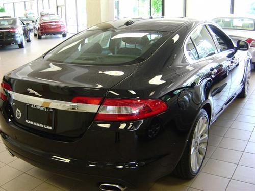 JAGUAR XF 2009 photo 2