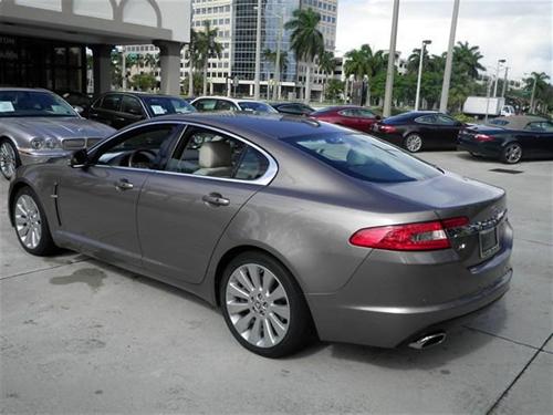 JAGUAR XF 2009 photo 4