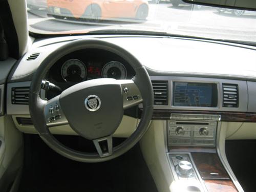 JAGUAR XF 2009 photo 5