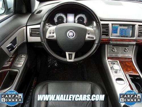 JAGUAR XF 2009 photo 2