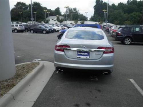 JAGUAR XF 2009 photo 2