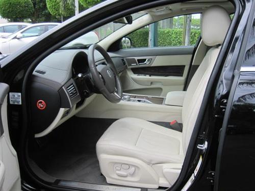 JAGUAR XF 2009 photo 1